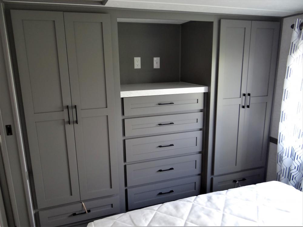 His & Her Wardrobe with Chest of Drawers (Standard) TV Connection (Standard)
