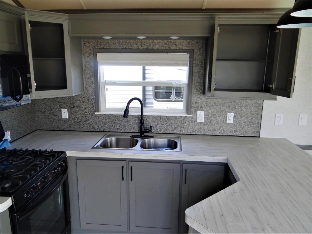 Adjustable Shelves in OH Cabinets - Standard