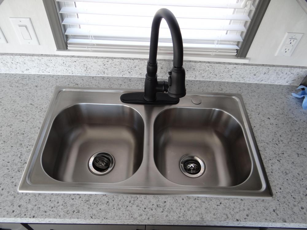Standard Sink & High Rise Faucet with Pull Down Sprayer