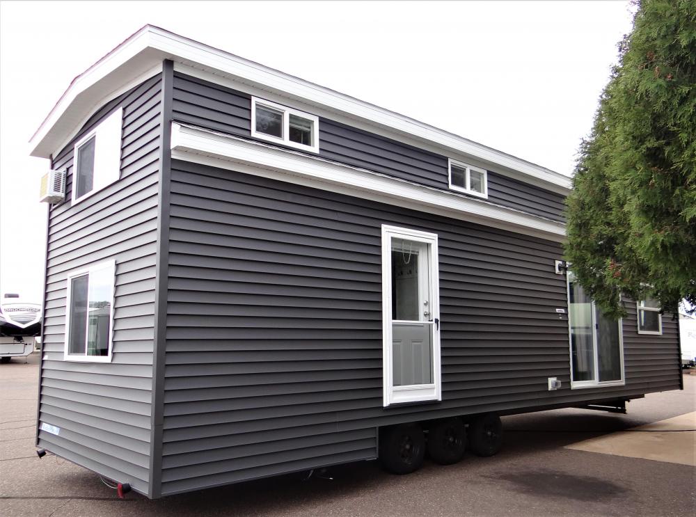 Drop Loft with Rear Second Entry, Loft Air (optional)