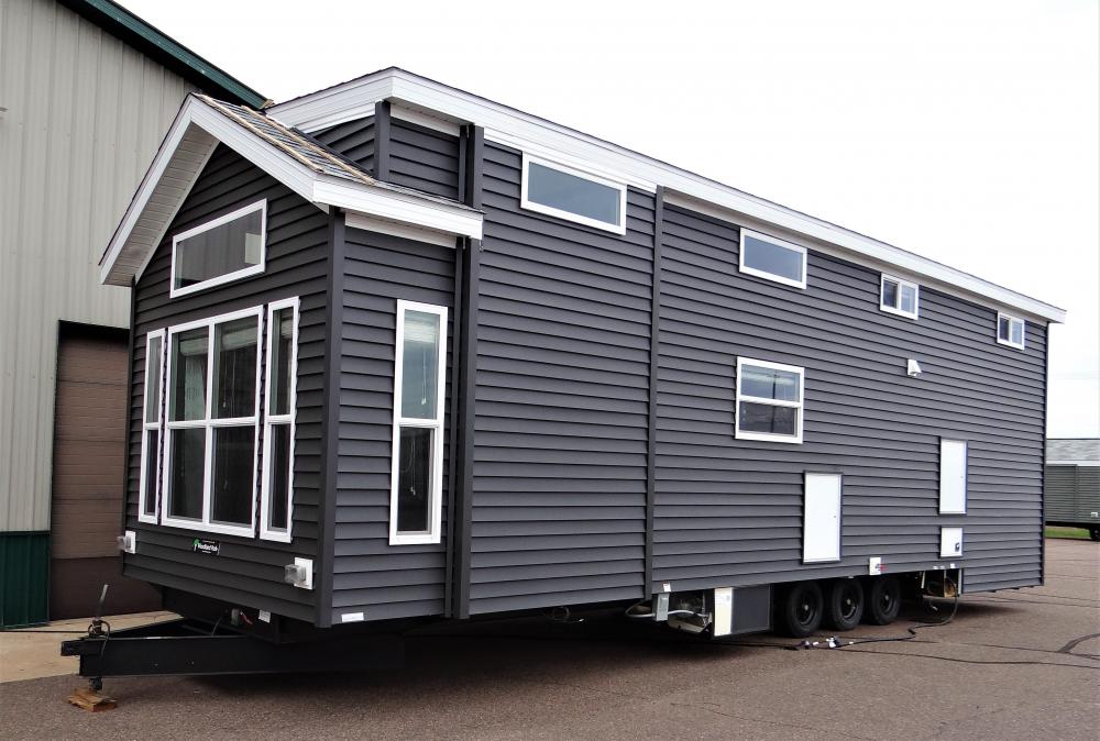 Ironstone Siding (upgrade), Windows with No Grids