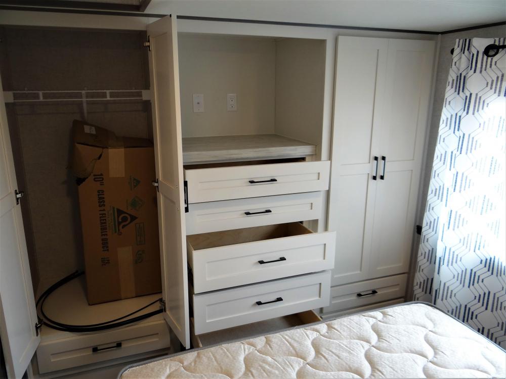 Standard Wardrobe with Chest of Drawers