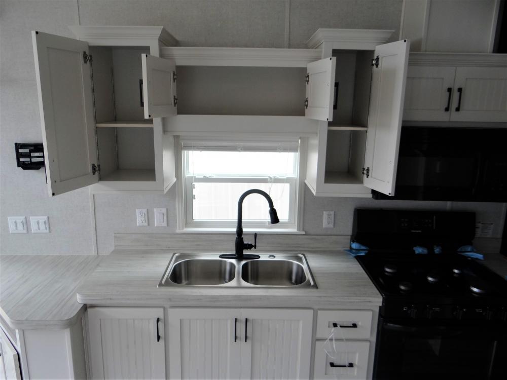 Overhead Cabinets with Adjustable Shelves (standard)