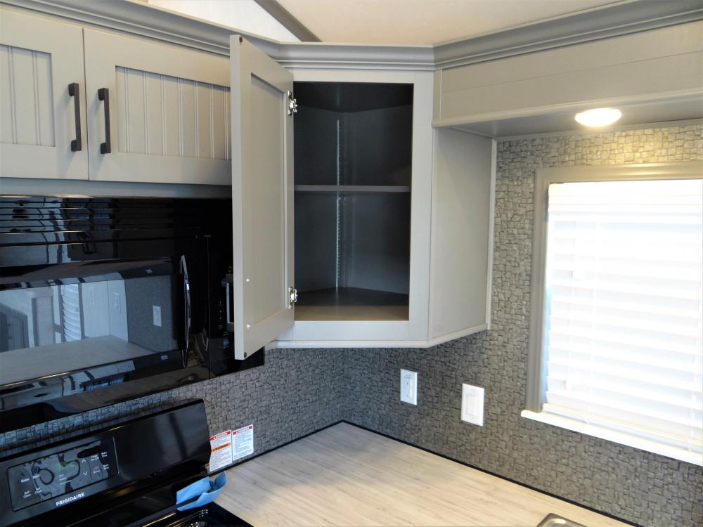 Soft Closing Cabinet Door Hinges (standard) Backsplash in Tech Board (upgrade)