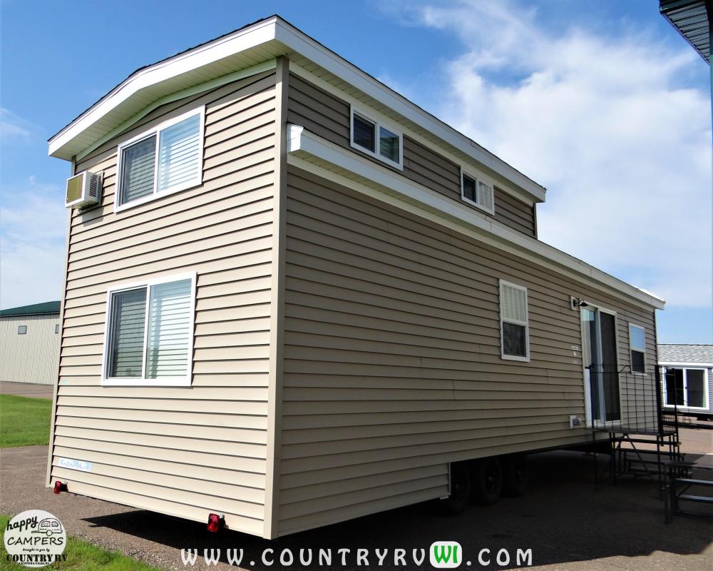 Lowered Fascia on Door Side, Loft Air