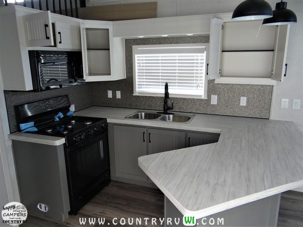 Adjustable Shelves & Soft Closing Cabinet Doors (standard)