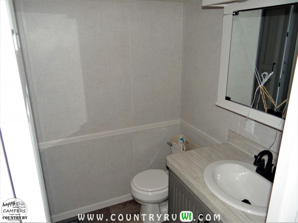 Optional Bathroom Layout with Modified Vanity
