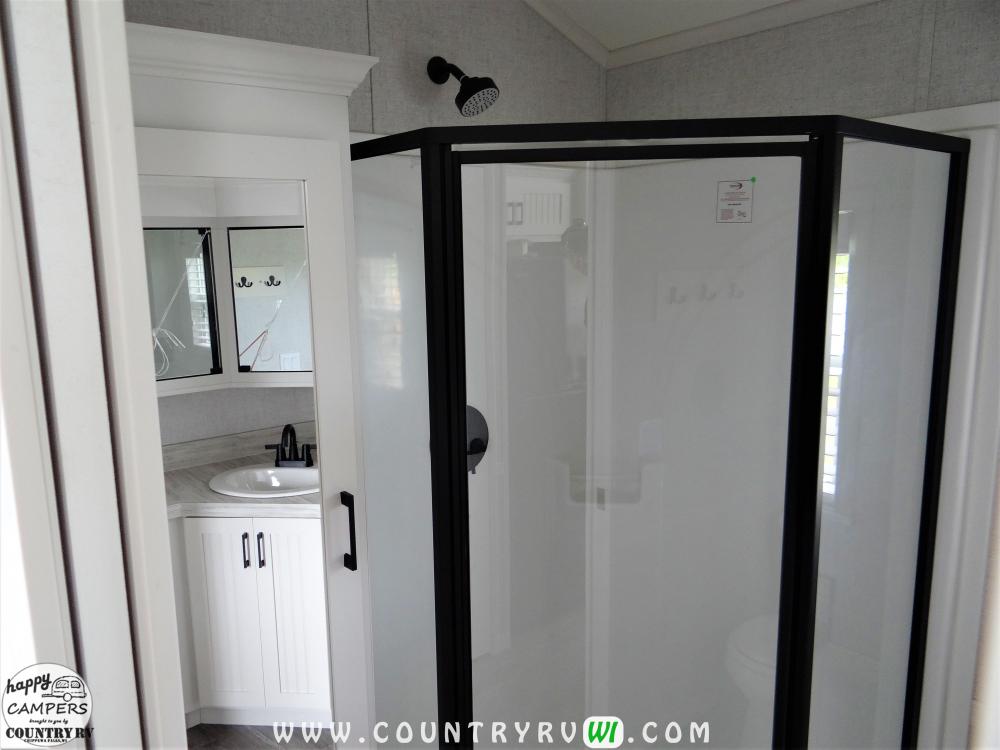 Neo Angle Shower with Glass Door (standard)