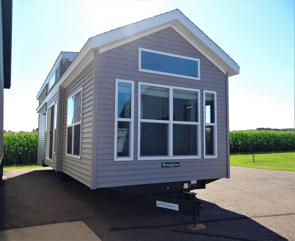 Front Transom Window