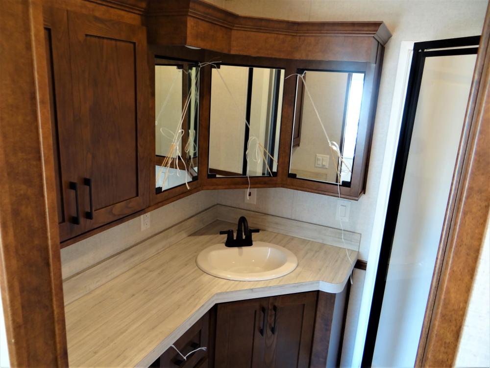 Standard Vanity with Mirrors & Cabinetry Lights