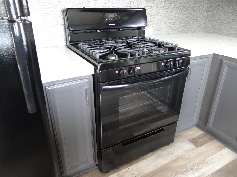 Black Appliances, Standard