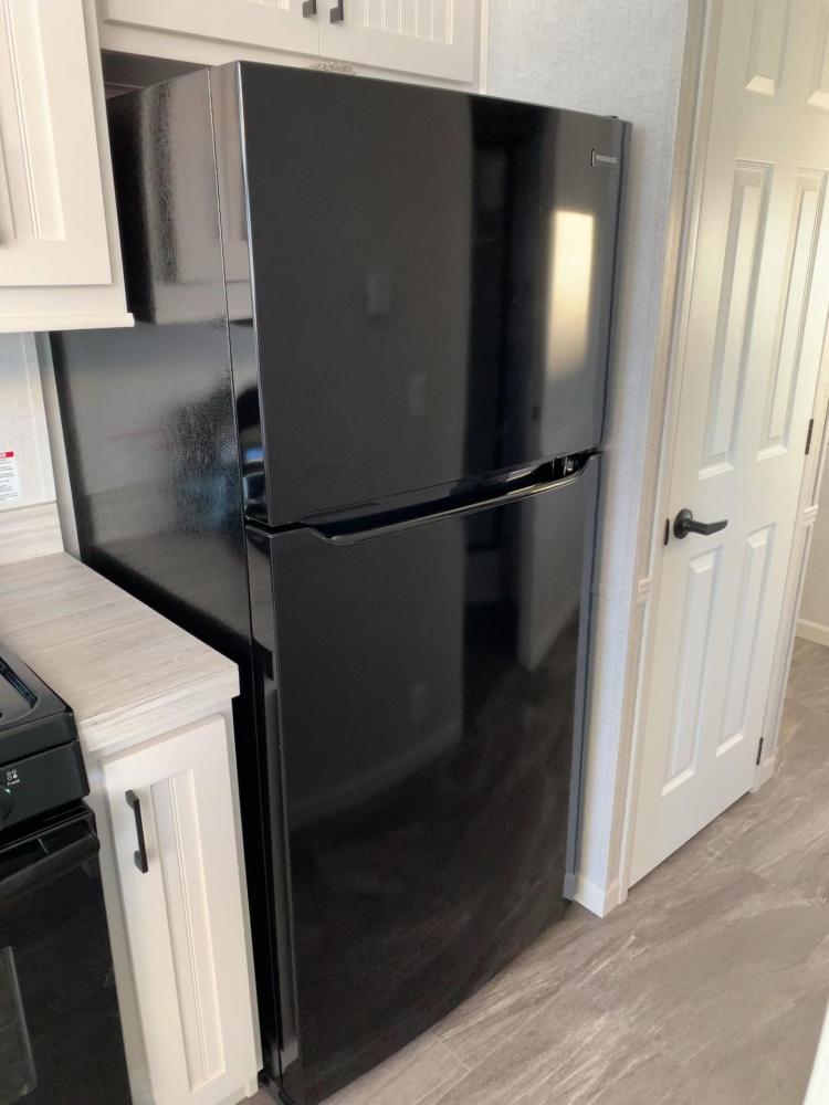 STANDARD - Refrigerator, Black