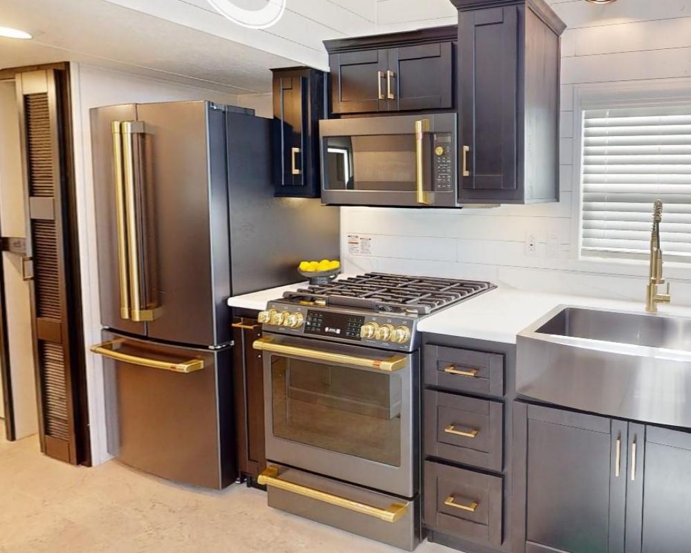 UPGRADE - Cafe Appliances in Black