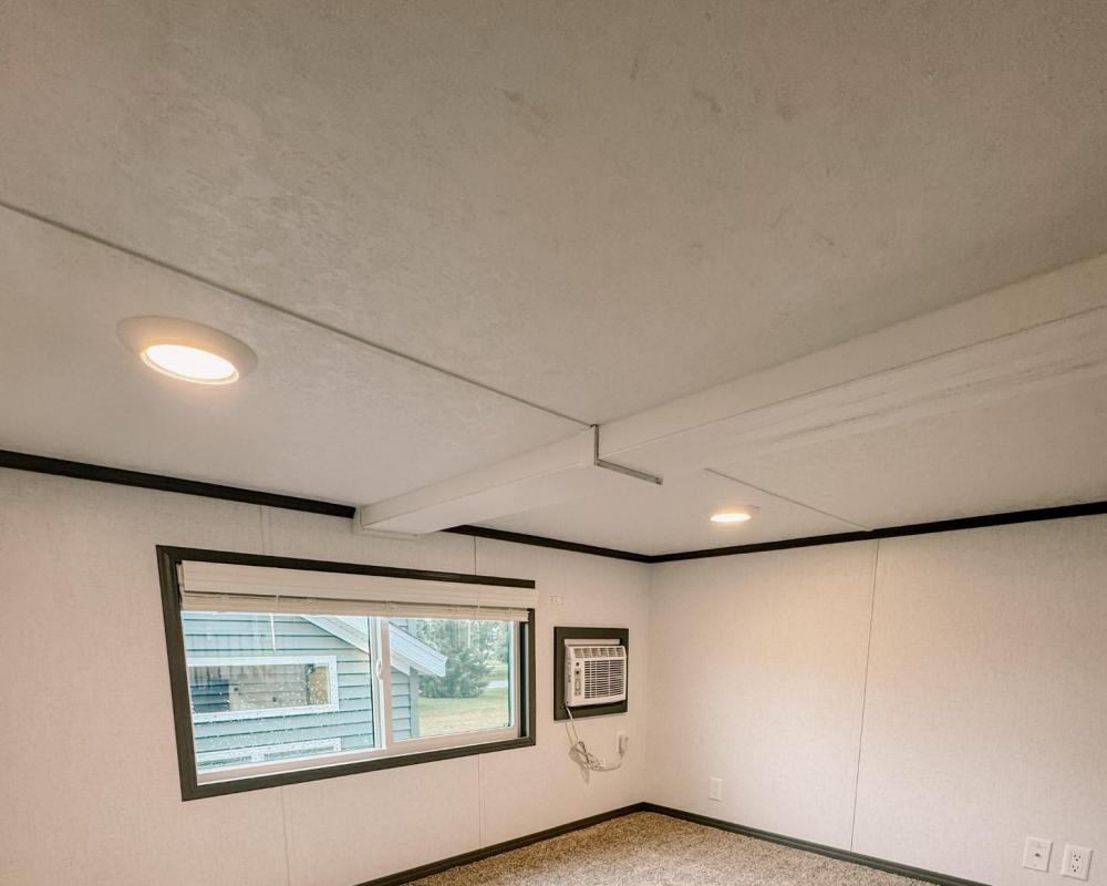 CEILING BEAM - Standard - White