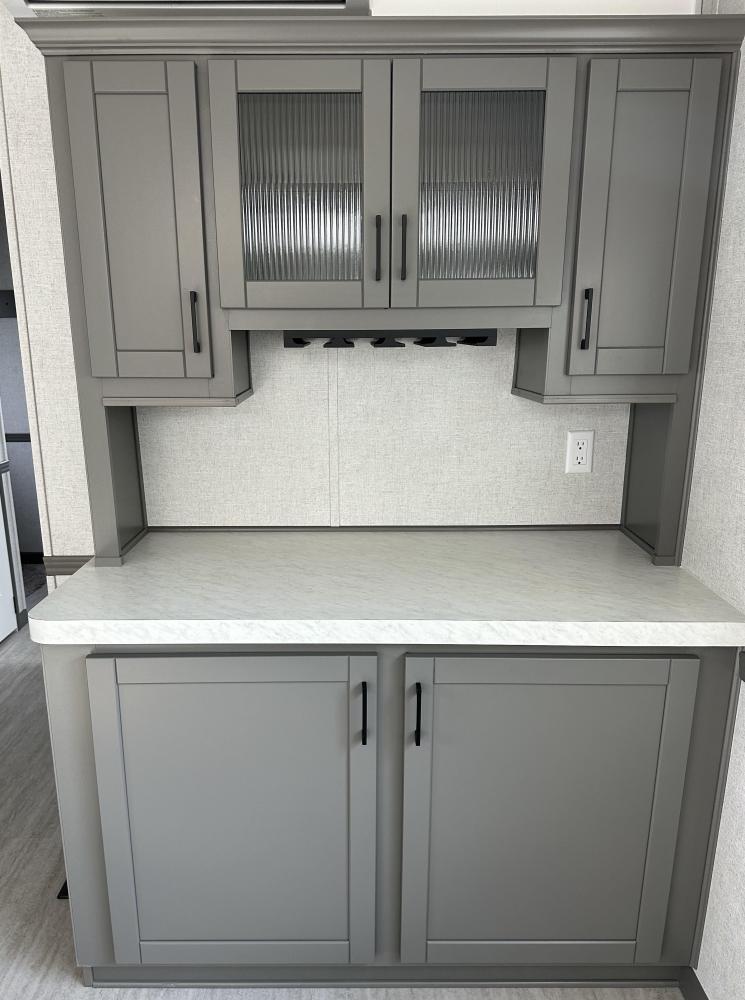 CABINET - Hutch
